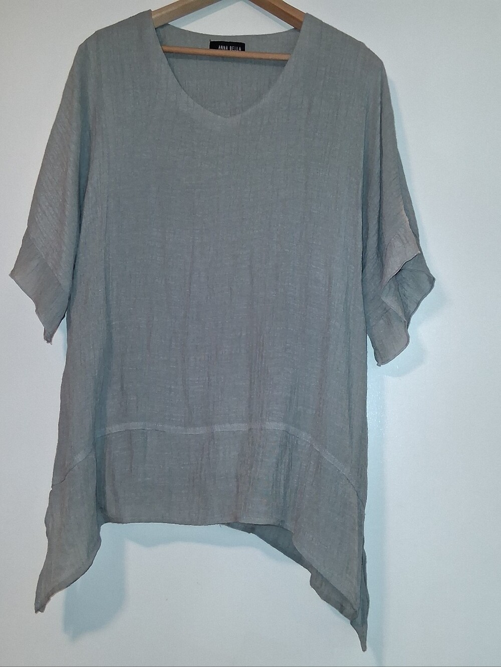 Lightweight Gray  Tunic Top